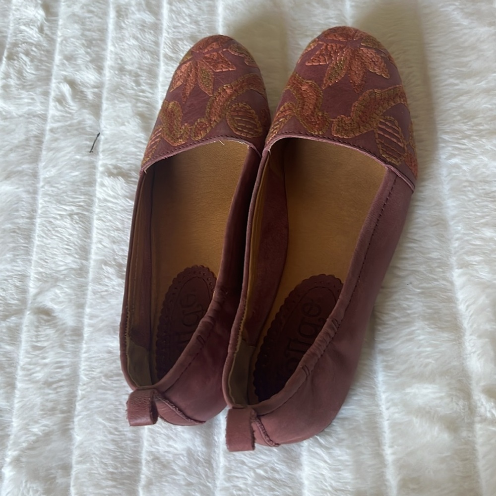 Anthropologie Latigo Embroidered Boho Leather Ballet Flats - Picture 6 of 8